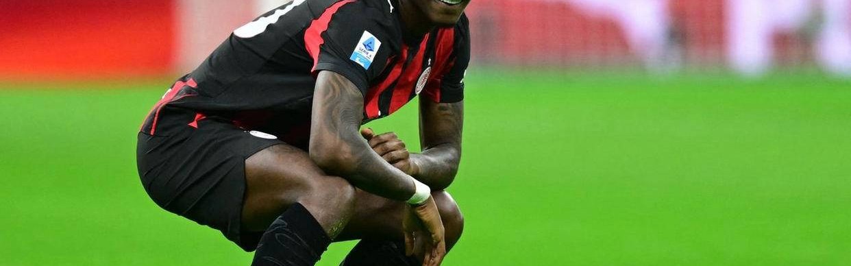 意甲大冷门!AC米兰主场遭倒数第一比萨队阻击,莫德里奇发威无缘胜利