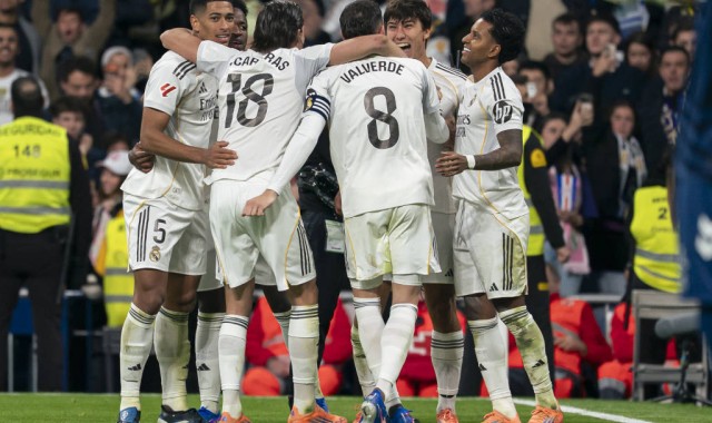 库尔图瓦：我们已经证明是一支“有活力的球队”——西班牙超级杯巴萨胜皇马，维尼复苏难救主