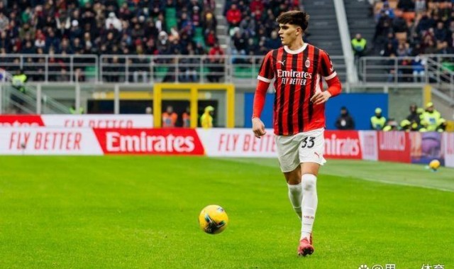 20岁新星爆火引关注：阿森纳安排球探造访AC米兰，阿莱格里不放人