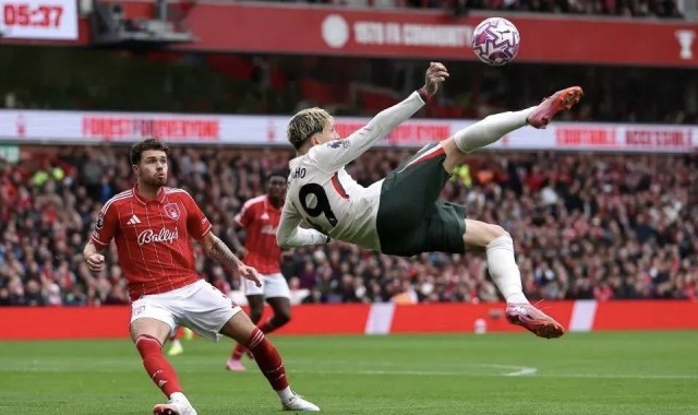 砸钱引援却翻车！切尔西3-0大胜藏2大隐患，55%传球率+半场弃将谁背锅？