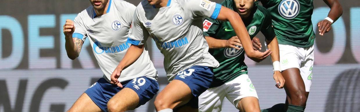 德国杯攻防对抗升级,沃尔夫斯堡凭德甲体系压制,荷尔斯泰因靠黑马拼劲争胜